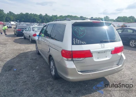 2008 Honda Odyssey Touring z USA, uszkodzony, nr VIN 5FNRL38938B062847
